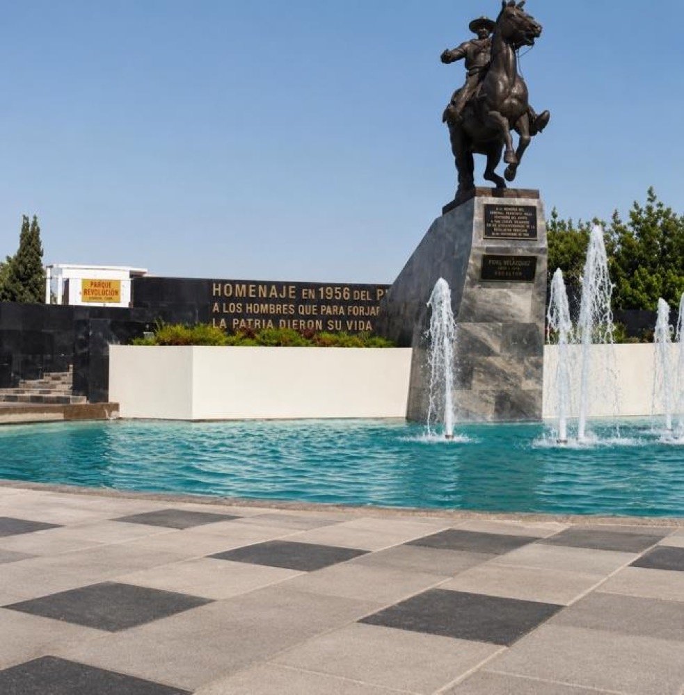 Plaza 2